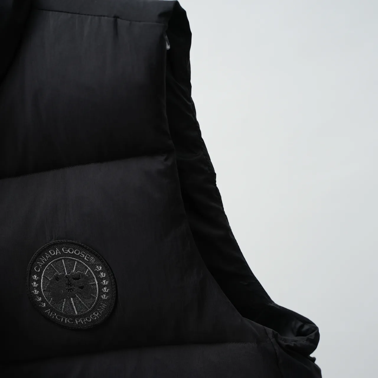 P560 CANADA GOOSE丨Canada Goose 2804 chest label soft cloth stand collar down vest Color: black black label Size: XS-XXL